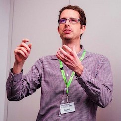 Simon Tomes